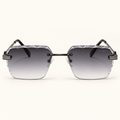 ARLO C4, lunettes de soleil mixtes percées à verres rectangulaires gris dégradé aux contours facettés et pont sombre, vue de face