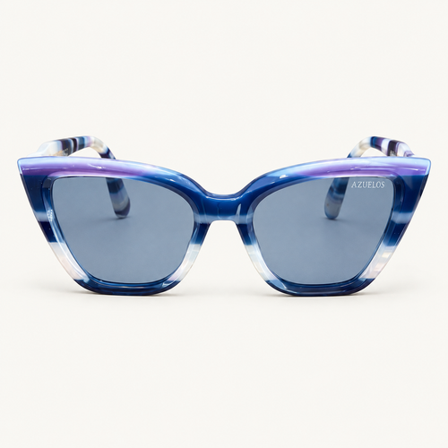 Audrey C6 Azuelos, lunettes de soleil femme œil-de-chat bleues et violettes aux nuances nacrées, vue de face