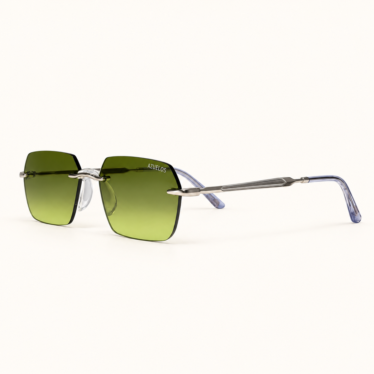 CODA C6, vue de trois quarts des verres vert olive dégradé, du pont argenté et des fines branches métalliques