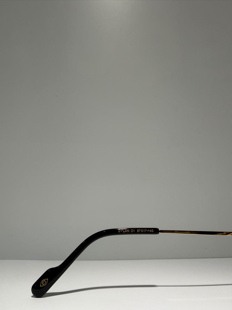 AZUELOS Dylan C1, doré et noir, référence DYLAN et dimensions 57–17–140.