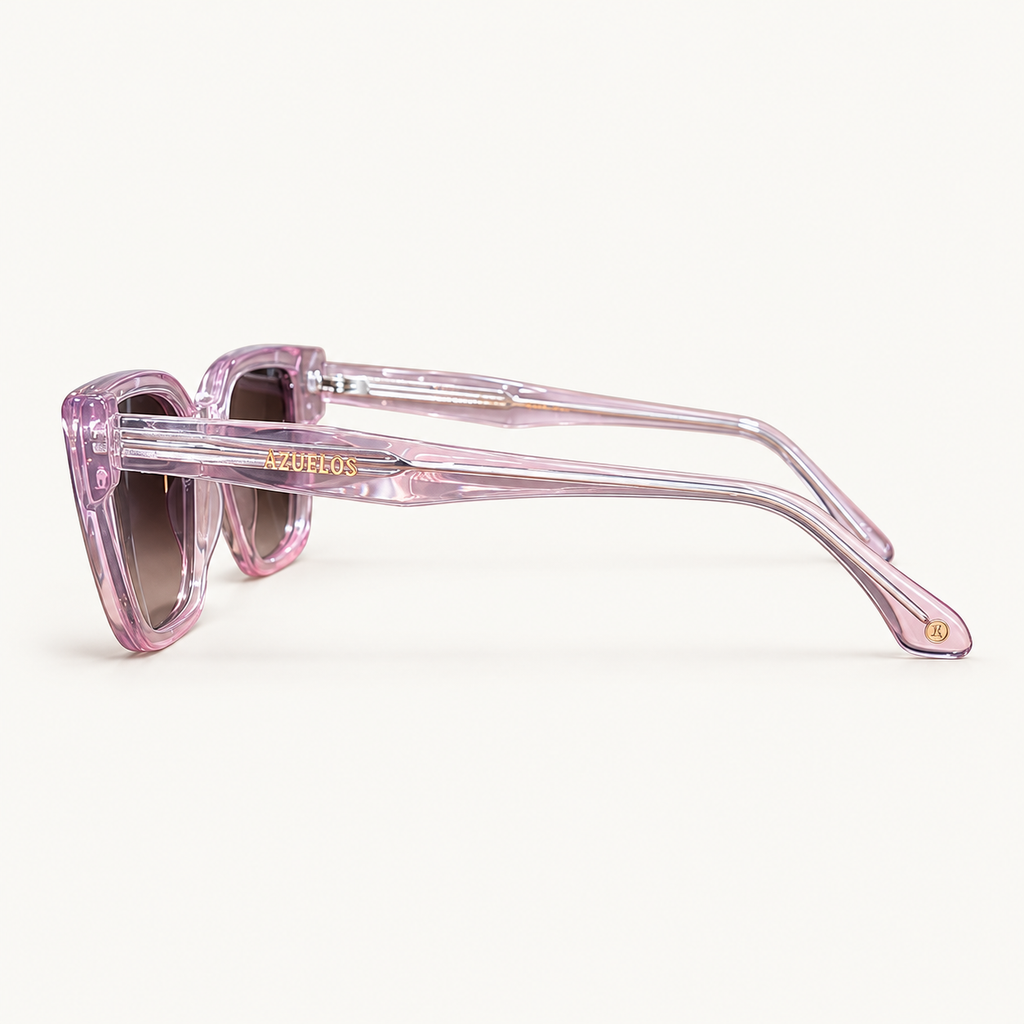 Nora C4 Azuelos rose transparente — profil et signature dorée